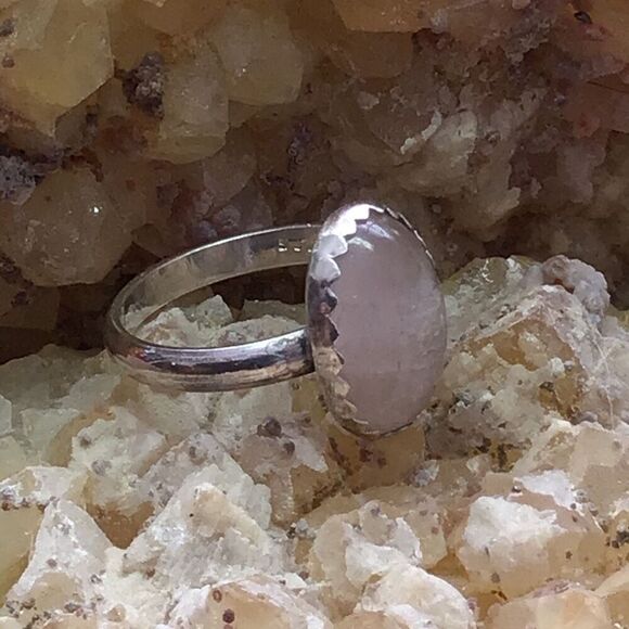 Ring, Rose Quartz and Sterling Silver Ring, size 6.5, NEW, Handmade - Picture 4 of 9